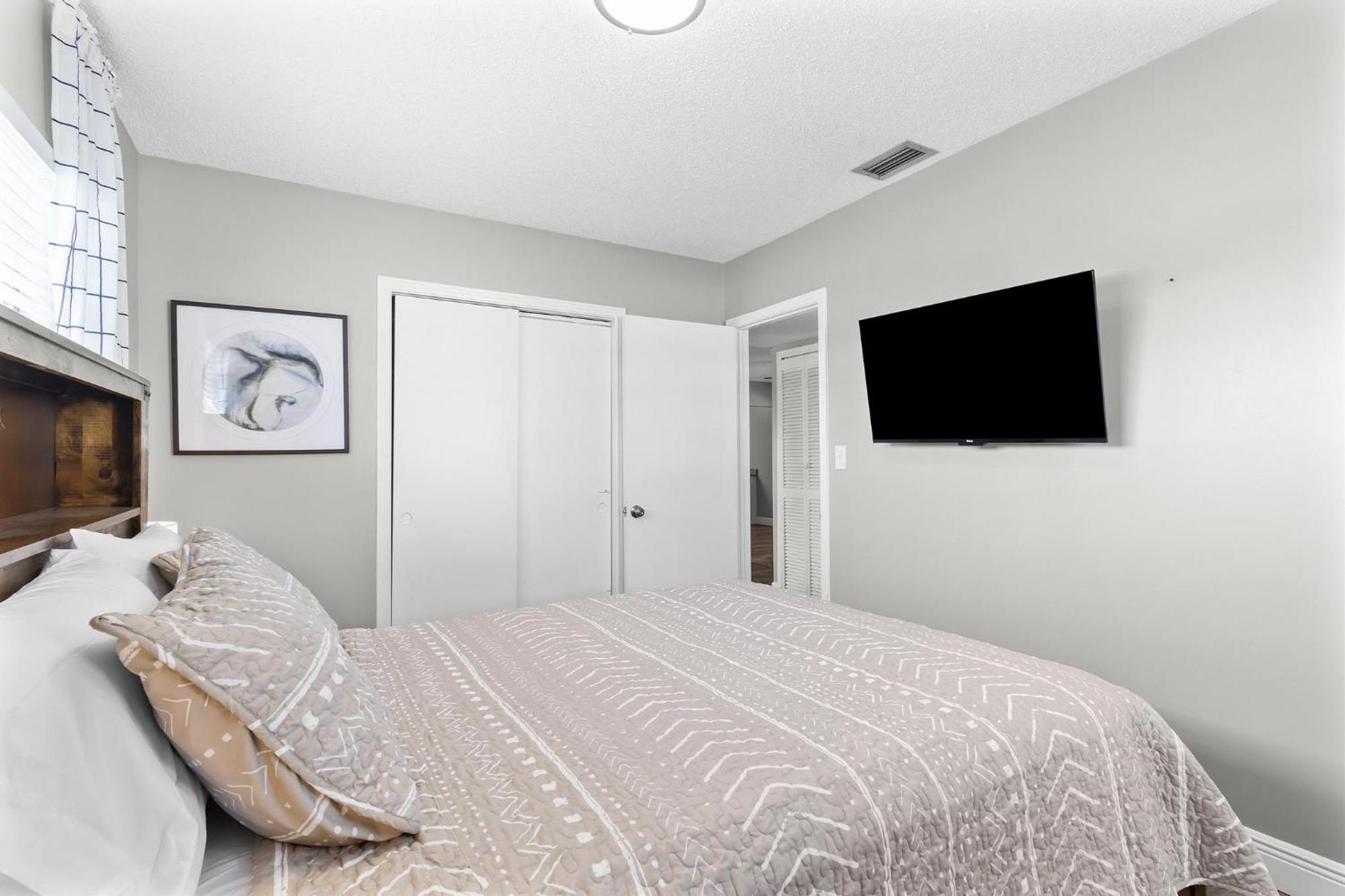 Relaxing Pool Home For Family Getaway Close To Tampa Zoo, Busch Gardens, Restaurants And Shopping! מראה חיצוני תמונה