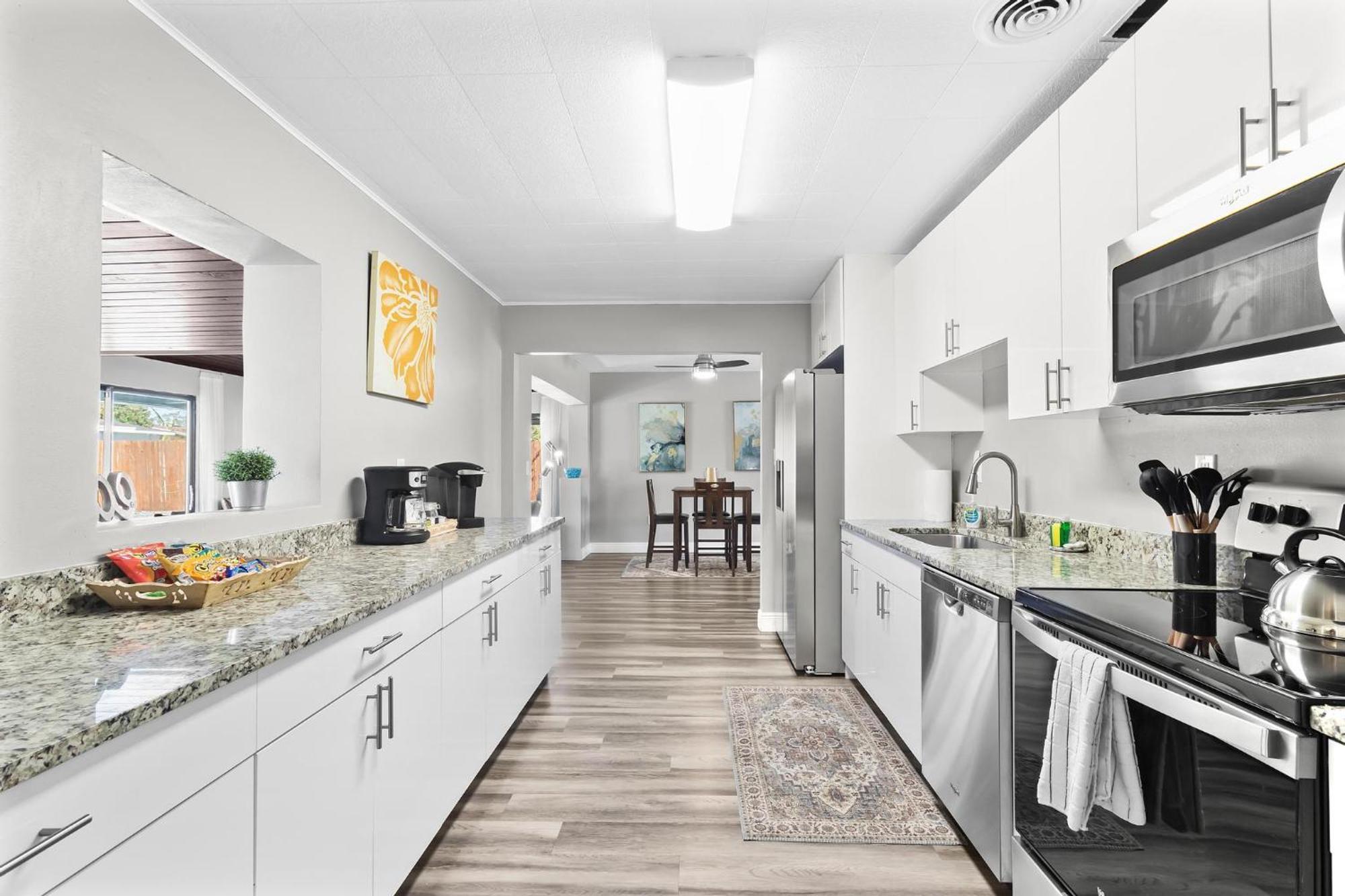 Relaxing Pool Home For Family Getaway Close To Tampa Zoo, Busch Gardens, Restaurants And Shopping! מראה חיצוני תמונה